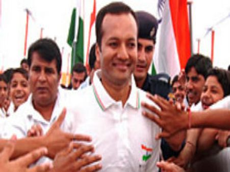 ನವೀನ ಜಿಂದಾಲ್ ಸಂಬಳ 73,42,00,000