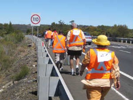 ಆಸ್ಟ್ರೇಲಿಯಾದ ಶ್ರೀನಿವಾಸ ಗುಡಿಗೆ ಟ್ರೆಕ್ಕಿಂಗ್