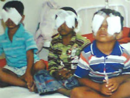 ಶುರುವಾಯ್ತು ಪಟಾಕಿ ಅನಾಹುತ : ಇಬ್ಬರು ಮಕ್ಕಳ ಕಣ್ಣಿಗೆ ಗಾಯ