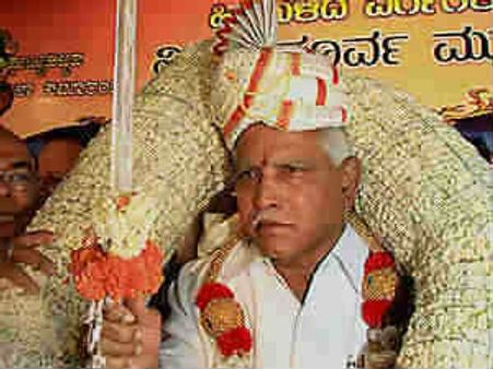 ನಾಳೆ (ನ23) ಯಡಿಯೂರಪ್ಪನವರಿಗೆ ರಜತ ಕಿರೀಟ ಧಾರಣೆ