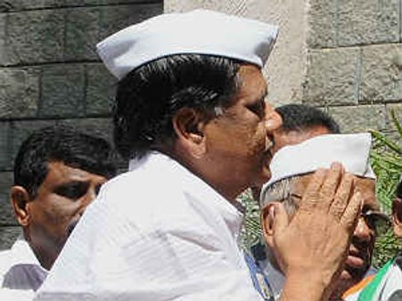 RSS ವಶೀಕರಣ: ಸಂಕೇಶ್ವರಗೆ ಶೆಟ್ಟರ್ ತಿರುಗೇಟು