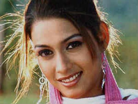 ಜೈಲಿನಿಂದ ಅಪ್ಪಣೆ: ನಟಿ ರಕ್ಷಿತಾ ರಾರಾನಗರ ಕ್ಯಾಂಡಿಡೇಟ್