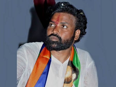 ವಿಧಾನಸಭೆ ಚುನಾವಣೆ: ಪಕ್ಷ 5, ಸಿಎಂ ಅಭ್ಯರ್ಥಿ 'ಆರು'?