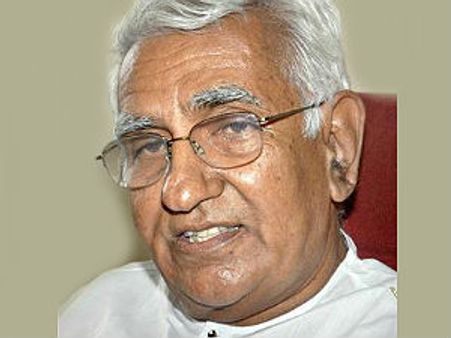 ಶೋಭಾ ಕರಂದ್ಲಾಜೆ, ಉದಾಸಿ ರಾಜೀನಾಮೆ