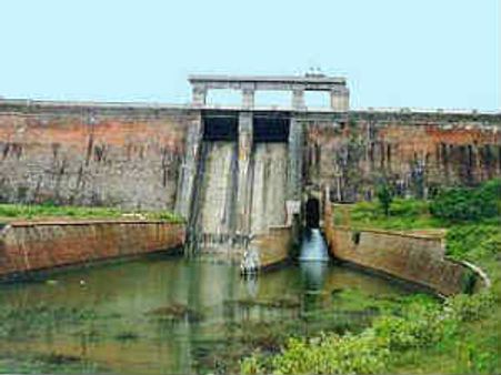 ಹೋದಲ್ಲೆಲ್ಲ ನೀರು ಬಿಡುವ ಮಾತನ್ನಾಡುವ ಕುಮಾರಸ್ವಾಮಿ