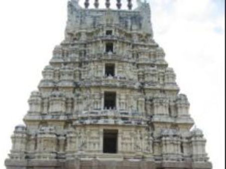 ಶ್ರೀರಂಗಪಟ್ಟಣ: ದೇಗುಲ ಕಳಶ ಕುಸಿತ, ಆತಂಕ ಬೇಡ