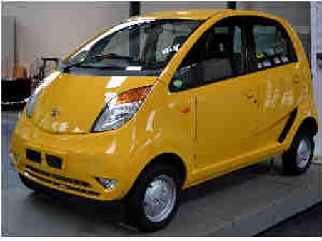 ಕ್ರೆಡಿಟ್ ಕಾರ್ಡ್ ಉಜ್ಜಿ ಟಾಟಾ ನ್ಯಾನೋ ಒಯ್ಯಿರಿ