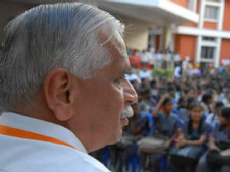 ಜಯನಗರ : ಎಲೆಕ್ಷನ್ ಟಿಕೆಟ್ ಯಾರಿಗೆ ಕೊಡ್ತಾರೆ?