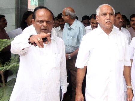 ಸ್ವಾರ್ಥಿ ಎಲ್ ಕೆ ಆಡ್ವಾಣಿ ಬಿಜೆಪಿಯ ದುರಂತ ನಾಯಕ