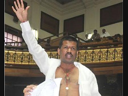 ಸ್ವತಂತ್ರ ಗೂಳಿಹಟ್ಟಿ ಯಾವುದೇ ಪಕ್ಷಕ್ಕೂ ಹೋಗೊಲ್ಲ