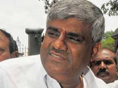 ಹಾಸನದಲ್ಲಿ ಗೆಲುವಿನ ಶಾಸನ ಯಾರು ಕೆತ್ತುತ್ತಾರೆ?