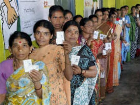 ಕರ್ನಾಟಕದ ಚುನಾವಣೆಯಲ್ಲಿನ ಹಣ, ಹೆಂಡದ ಲೆಕ್ಕ