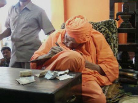 ಸಿದ್ದುಗೆ ಸಿದ್ಧಗಂಗಾಶ್ರೀ ಶುಭ ಹಾರೈಕೆ ಏನು ಗೊತ್ತಾ?