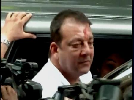 ಸಂಜಯ್ ದತ್ ಜೈಲು ಶಿಕ್ಷೆ ಅವಧಿ 4 ದಿನ ಹೆಚ್ಚಳ?