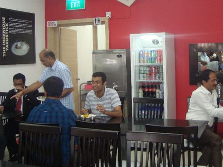 ಸಿಂಗಪುರದಲ್ಲಿ ಹೋಟೆಲ್ ತೆರೆಯುವ ಸಂಕಷ್ಟಗಳು