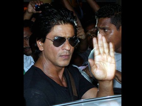 ಚಿತ್ರಸುದ್ದಿ: ಶಾರುಖ್, ರಿತುಪರ್ಣೊ, ಟೆನಿಸ್