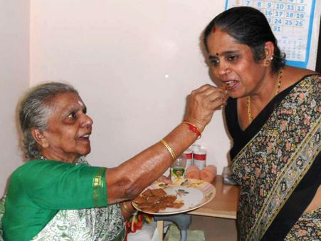 ಒಮಾಶ್ರಮ : ಯಾರಿಗೂ ಬೇಡವಾದವರ ಕಥೆ-ವ್ಯಥೆ