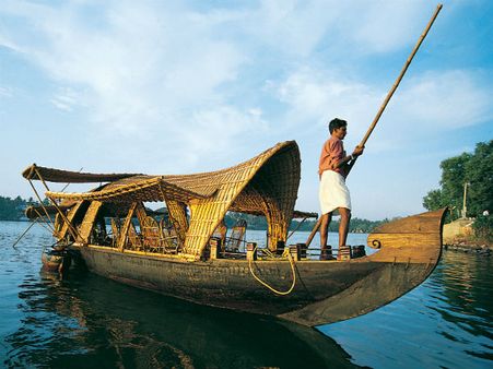 ರಾಸಲೀಲೆಗೆ ಪಲ್ಲಂಗವಾದ ಕೇರಳ ಬೋಟ್ ಹೌಸ್