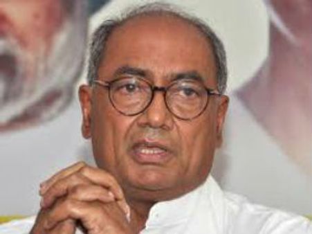 ನನ್ನ ಓಲೈಕೆಗೆ ಯಾರೂ ಪ್ರಯತ್ನಿಸಬೇಡಿ: ದಿಗ್ವಿಜಯ್ ಕಿವಿಮಾತು