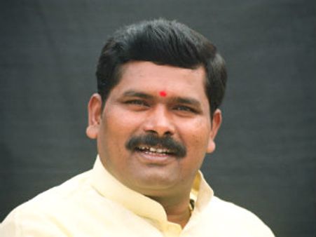 ಸಿದ್ದು ಸಂಪುಟದ ಸಚಿವರಿಗೆ ಬಿಎಸ್ವೈ ಮುಖ್ಯಮಂತ್ರಿ!