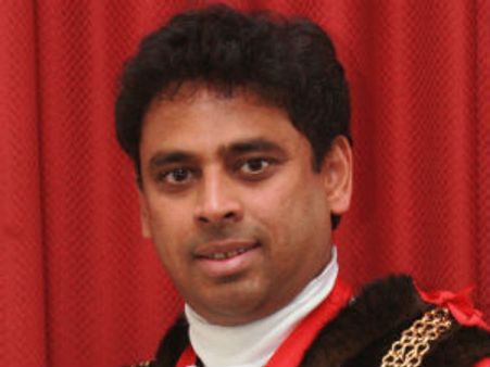 ಲೇಬರ್ ಪಕ್ಷದ ನೀತಿ ನಿರೂಪಣಾ ಸಮಿತಿಗೆ ಡಾ. ನೀರಜ್