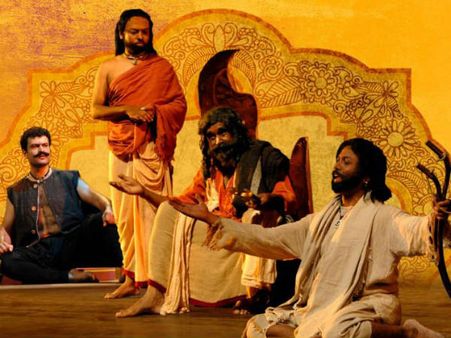 ಕಲಾಸೌಧದಲ್ಲಿ ಭಾನುವಾರ 'ಪಂಪ ಭಾರತ' ನಾಟಕ