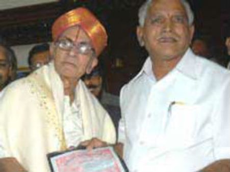 ಪಿಬಿ ಶ್ರೀನಿವಾಸ್ ಗೆ ಬಿಡಿಎ ನಿವೇಶನ ನೀಡಿದ ಸಿಎಂ