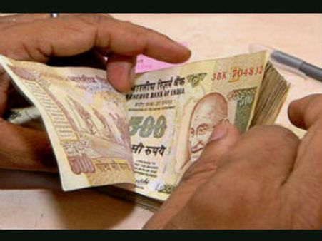 ಬಿಜೆಪಿ ಮಾಜಿ ಸಚಿವರ ಮನೆಗಳ ಮೇಲೆ ಐಟಿ ದಾಳಿ