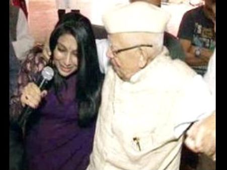 ಕಾಮಚೇಷ್ಟೆ ಚಾಳಿ ಬಿಡದ ಎನ್ ಡಿ ತಿವಾರಿ!