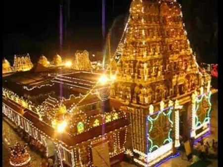 ಮಂಗಳೂರು ಪುರಾಣ ಪ್ರಸಿದ್ದ ದೇವಾಲಯದ ಅರ್ಚಕರಾಗಿ ವಿಧವೆಯರು