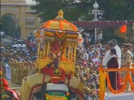 ಯಶಸ್ವಿಯಾಗಿ ಮುಕ್ತಾಯಗೊಂಡ ಜಂಬೂ ಸವಾರಿ