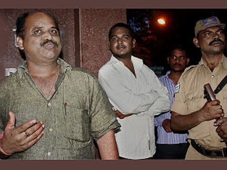 ಎಸ್.ಆರ್.ಹಿರೇಮಠ್ ವಿರುದ್ಧ ಹಣ ದುರ್ಬಳಕೆ ಆರೋಪ