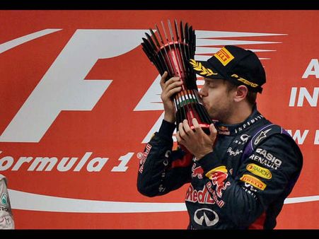 ಚಿತ್ರಗಳಲ್ಲಿ:ಹ್ಯಾಟ್ರಿಕ್ ವೀರ, ಮಾಸ್ಟರ್ ಬ್ಲಾಸ್ಟರ್