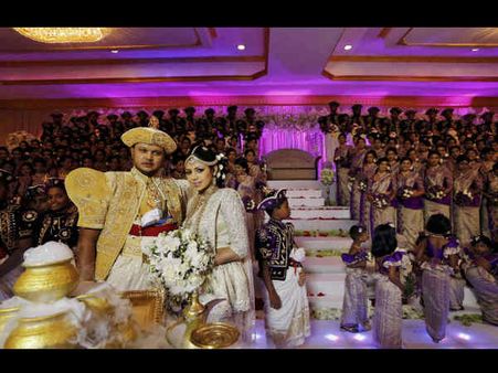 ಚಿತ್ರಗಳಲ್ಲಿ: ವಿಶ್ವದ ಅದ್ದೂರಿ ಮದುವೆಯ ದೃಶ್ಯ