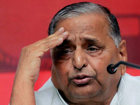 ಮತ ಕೇಳೋಕೆ ಹಿಂದಿ ಬೇಕು, ಸಂಸತ್ತಿನಲ್ಲಿ ಯಾಕ್ ಬೇಡ?