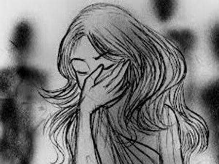 ಪೋಲಿ ಚಿತ್ರ ನೋಡಿದ ಶಿಕ್ಷಕರು ಸೀದಾ ಮನೆಗೆ