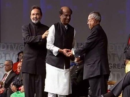 ಎನ್ ಡಿಟಿವಿ ಬೆಳ್ಳಿ ಹಬ್ಬ: ದಿಗ್ಗಜರಿಗೆ ಗೌರವಾರ್ಪಣೆ