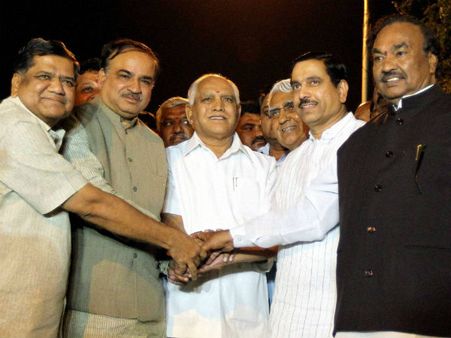 ಸ್ಪೀಕರ್ ಭೇಟಿಗೆ ತೆರಳಿದ ಯಡಿಯೂರಪ್ಪ-JDSಗೆ ಸಂಚಕಾರ