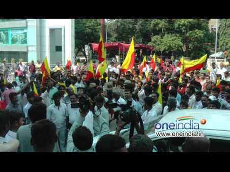 ಡಬ್ಬಿಂಗ್ ಮೇಲಿದ್ದ ನಿಷೇಧ ತೆರವು, ಮುಂದೇನು?