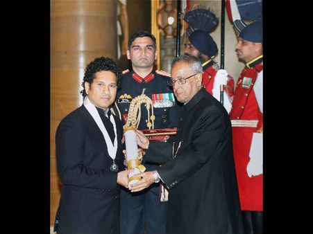 ಸಿಎನ್ ಆರ್ ರಾವ್, ಸಚಿನ್ ಈಗ 'ಭಾರತ ರತ್ನ'