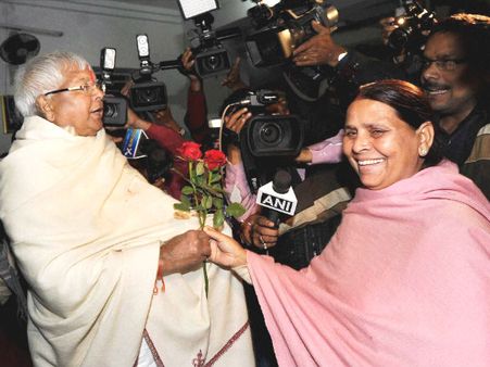 ಆರೆಸ್ಸೆಸ್ ವಸ್ತ್ರ ಸಂಹಿತೆ ಬದಲಾಗಲು ರಾಬ್ಡಿ ದೇವಿ ಕಾರಣವಂತೆ!