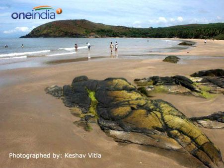 ಗೋಕರ್ಣದಲ್ಲಿ ವಿದೇಶಿಯರಿಗೆ ಪೊಲೀಸರಿಂದ ಗೂಸಾ?