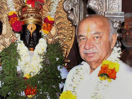 ಎಲೆಕ್ಟ್ರಾನಿಕ್ ಮಾಧ್ಯಮ ಹೊಸಕಿಹಾಕುತ್ತೇನೆ : ಶಿಂಧೆ