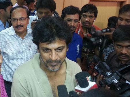 ಶ್ರೀಮತಿ ನಿರ್ಧಾರ ಬಗ್ಗೆ ಮೌನ ಮುರಿದ ಶಿವಣ್ಣ