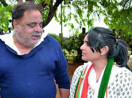 ಚುನಾವಣೆ ಪ್ರಚಾರದಿಂದ ಅಂಬರೀಷ್ ದೂರ ದೂರ?