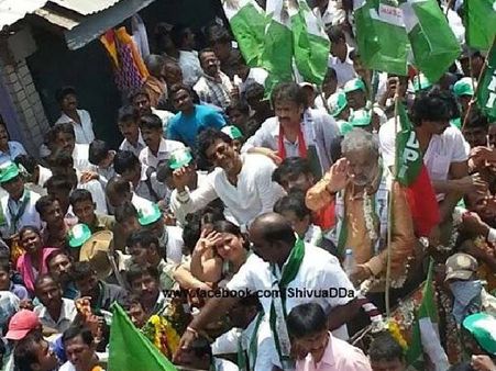 ನಾಮಪತ್ರ ಸಲ್ಲಿಸಿ, ಮತಯಾಚನೆಗಿಳಿದ ಗೀತಾ ಶಿವಣ್ಣ