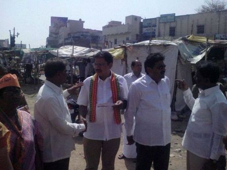 ಚಿತ್ರದುರ್ಗದಲ್ಲಿ ಜನಾರ್ದನ ಸ್ವಾಮಿ ಬಿರುಸಿನ ಪ್ರಚಾರ