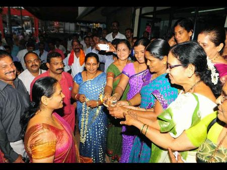 ಶೋಭಾ ಕರಂದ್ಲಾಜೆಗೆ ಮತ ಹಾಕದಂತೆ ನಾಗಲಕ್ಷ್ಮಿ ಕರೆ