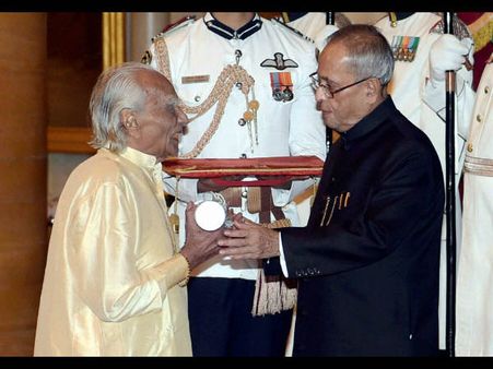 ಚಿತ್ರಗಳಲ್ಲಿ ಪದ್ಮ ಪ್ರಶಸ್ತಿ ಪ್ರದಾನ ಸಮಾರಂಭ