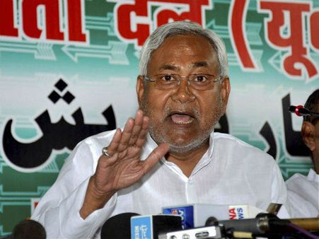 ಬಿಹಾರ ಹೈ ಡ್ರಾಮಾ : ರೆಬೆಲ್ ಸಿಎಂ ಮಾಂಝಿ ಉಚ್ಛಾಟನೆ